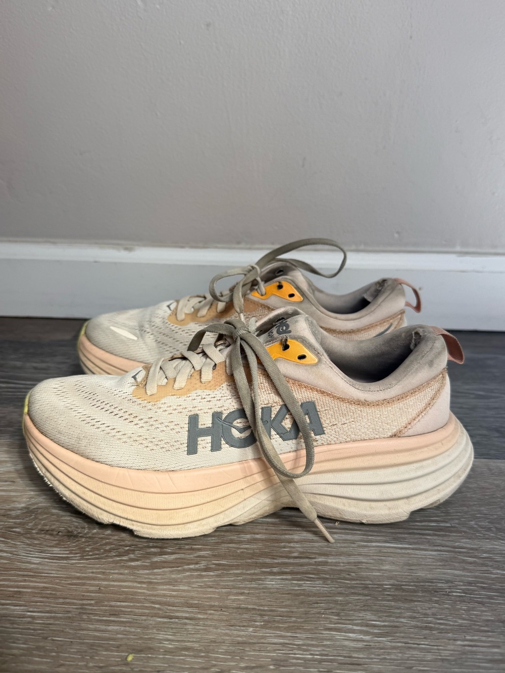 AS IS - Hoka Bondi 8 Women’s Cream and Peach Running Sneakers Size 7B